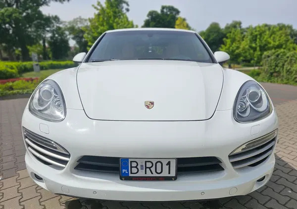 mazowieckie Porsche Cayenne cena 105500 przebieg: 188100, rok produkcji 2014 z Białystok